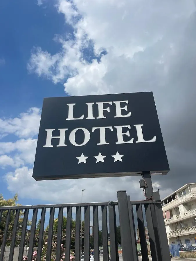 ***  קאסלנואבו די נאפולי Life Hotel איטליה