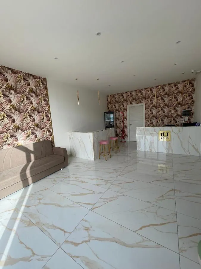 Life Hotel Casalnuovo Di Napoli 3*,  Italia